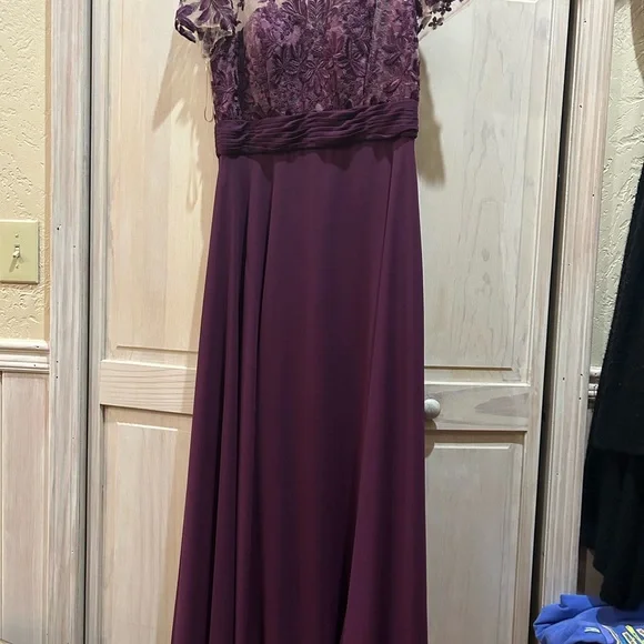JS Collections | Dresses | Formal Dress Size Wine Color | Poshmark